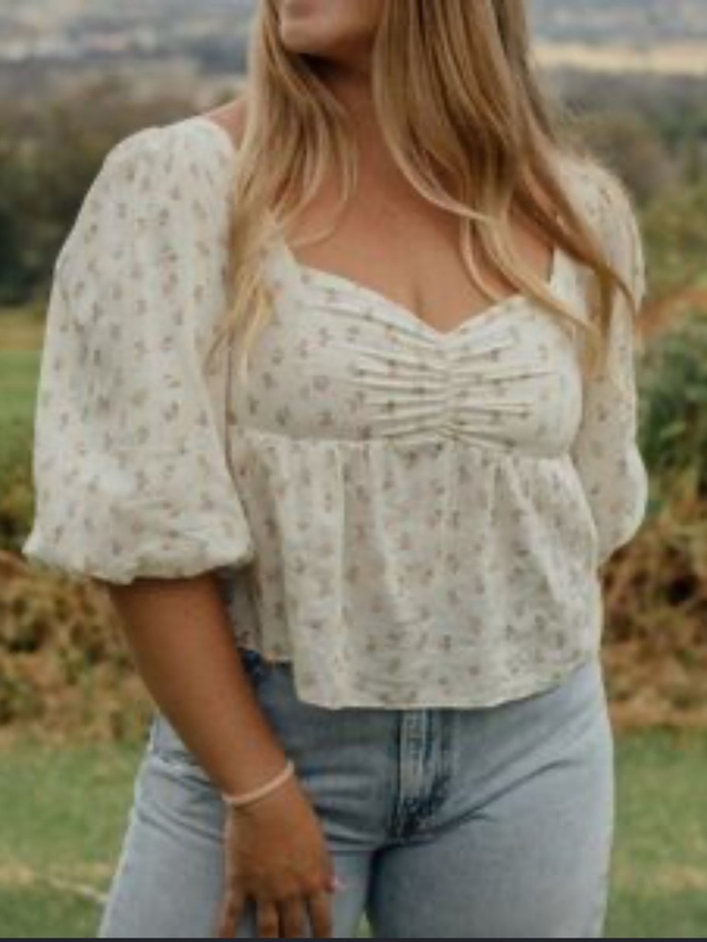 Neuflora Kailua Floral Cottagecore Smocked Blouse Medium